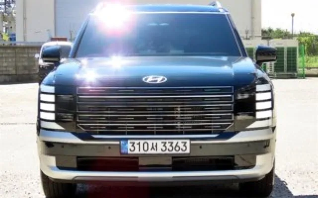 팰리세이드중고 디 올 뉴 팰리세이드 2.5T 4WD 7인승 매물 사진 8 - 2025/04 19,756km